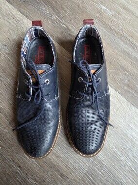 Pikolinos Men’s Navy Perforated Leather Lace-Up Shoes
